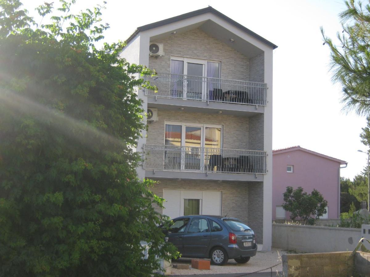 Apartmani Rebecca Vir Dış mekan fotoğraf