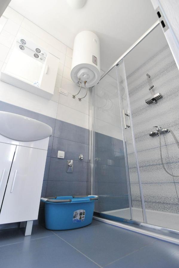 Apartmani Rebecca Vir Dış mekan fotoğraf