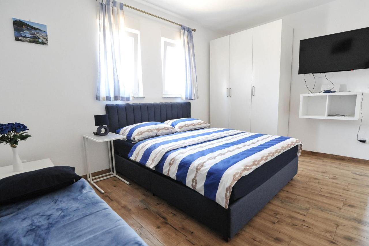 Apartmani Rebecca Vir Dış mekan fotoğraf