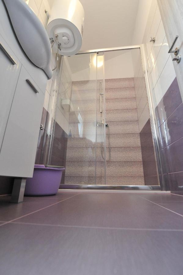 Apartmani Rebecca Vir Dış mekan fotoğraf