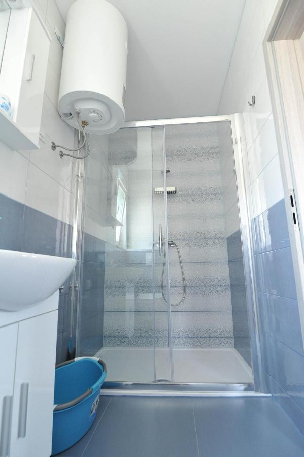 Apartmani Rebecca Vir Dış mekan fotoğraf